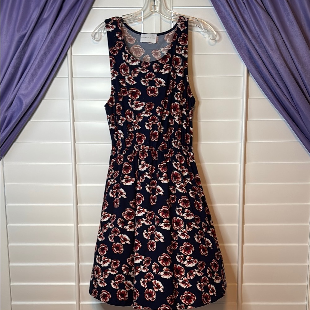 Floral Sleeveless Dress - Navy and Red